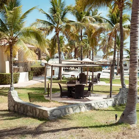 Buena Vista Oceanfront & Hot Springs Resort-3